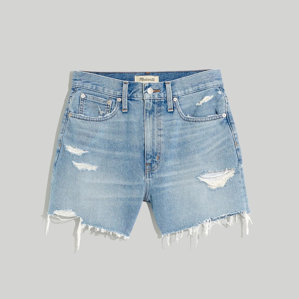 Madewell The Mom jean Short in Lansdale Wash